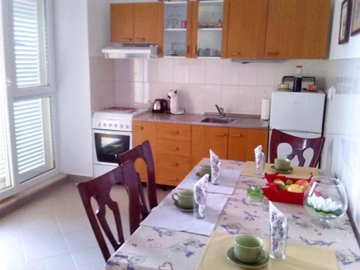Apartments Zdenka Trogir 0*,