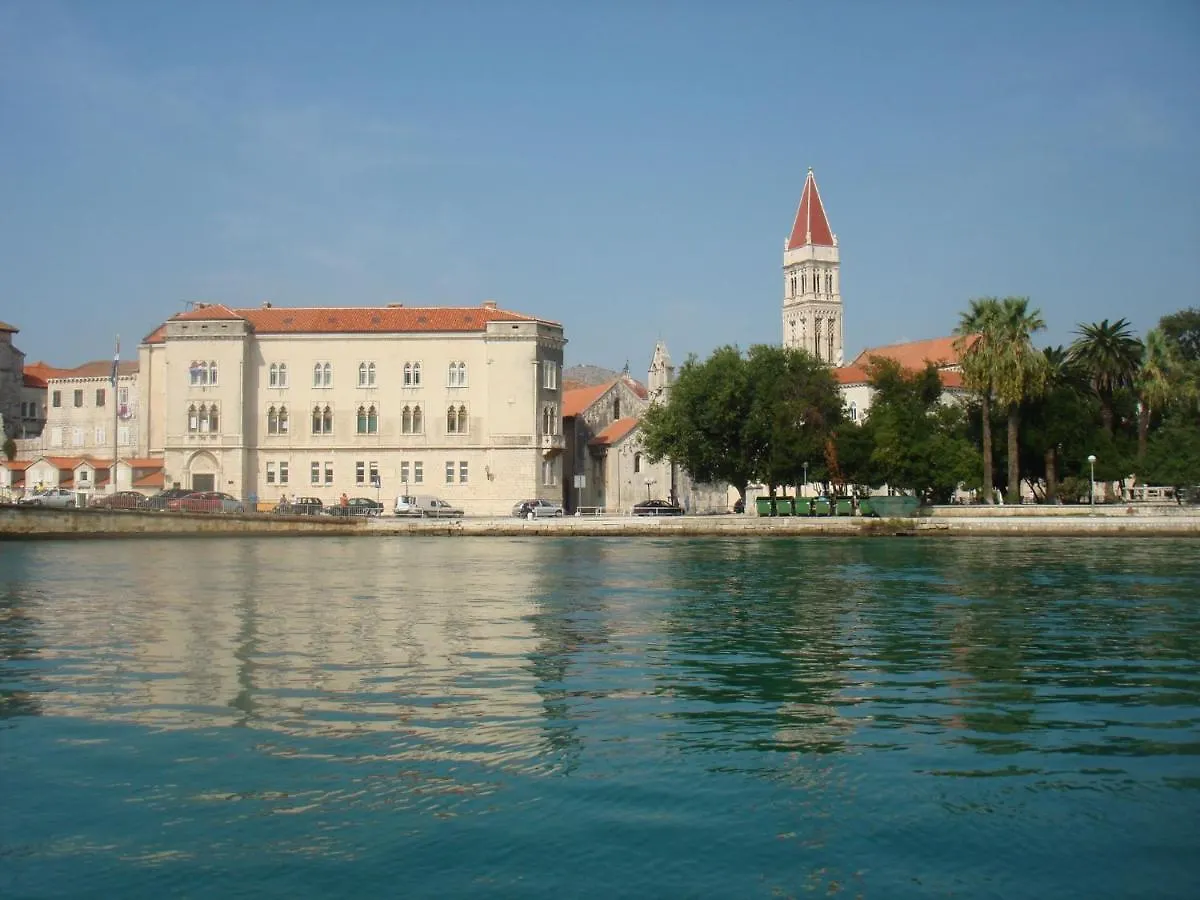 Apartments Zdenka Trogir
